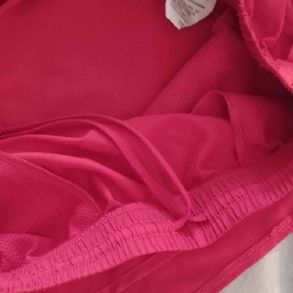 Under Armour Women's Bright Red Athletic Shorts - Picture 4 of 7